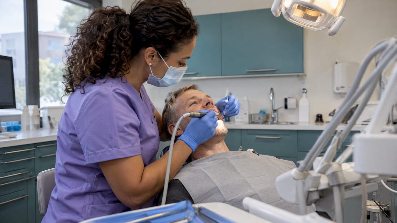 Btw voor de mondhygiënist: wanneer vrijgesteld, wanneer niet